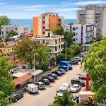 Beatiful Beachside One Bedroom Appartement